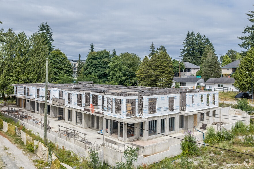 10595-10661 137a St, Surrey, BC à vendre - Photo principale - Image 1 de 5
