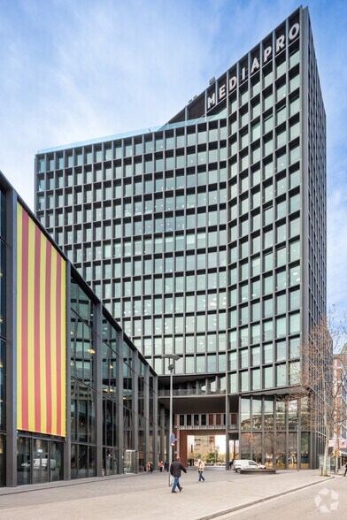 Avinguda Diagonal, 177-183, Barcelone, Barcelona à louer - Photo du bâtiment - Image 2 de 6