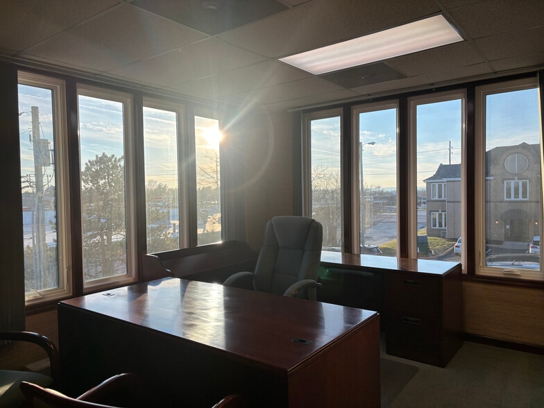 5520 Telegraph Rd, Saint Louis, MO for sale - Interior Photo - Image 2 of 3