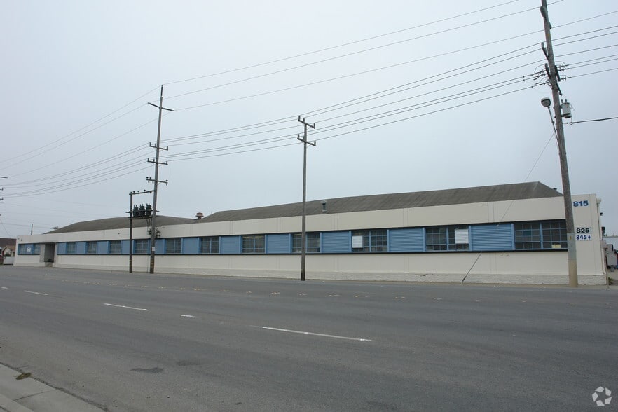 845 W Market St, Salinas, CA à louer - Photo du bâtiment - Image 2 de 3