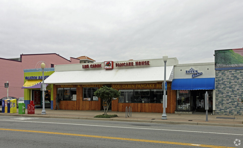 1608-1616 Atlantic Ave, Virginia Beach, VA for lease - Building Photo - Image 3 of 3