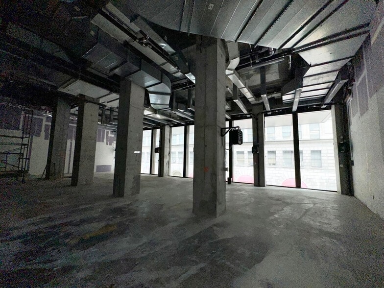 130 William St, New York, NY for lease - Interior Photo - Image 2 of 8