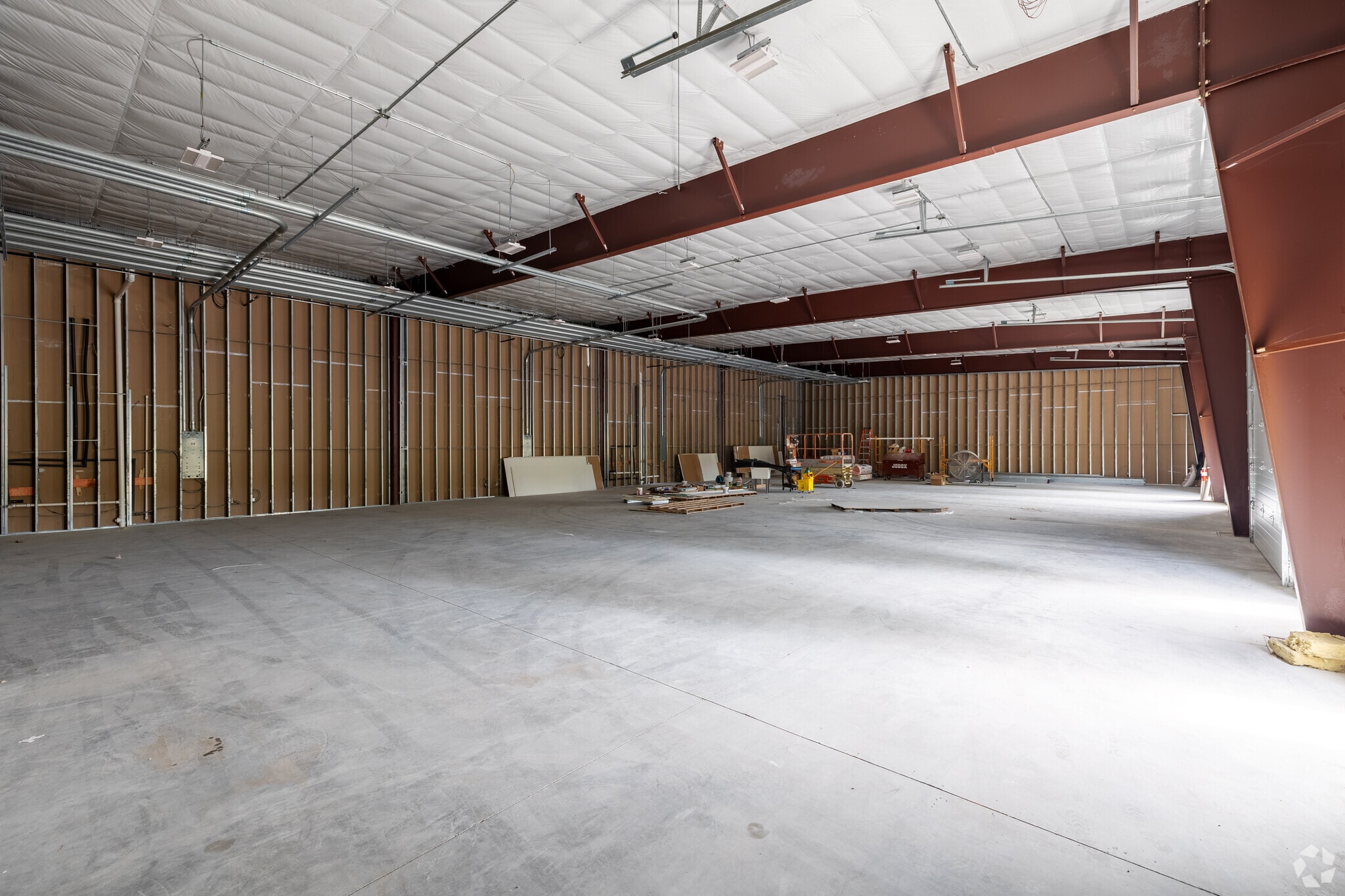 30 Wood Rd, Round Lake, NY for lease Interior Photo- Image 1 of 3