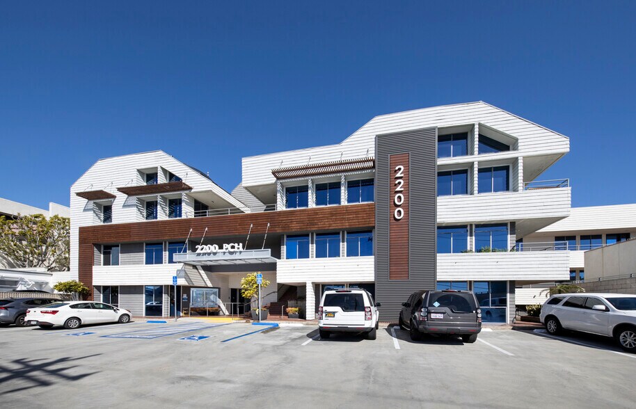 2200 Pacific Coast Hwy, Hermosa Beach, CA à louer - Photo du bâtiment - Image 3 de 18