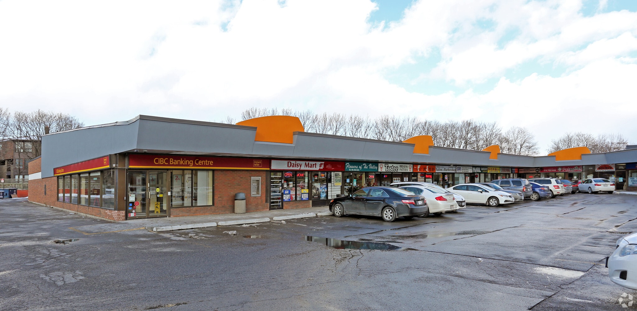 3885-3931 Don Mills Rd, Toronto, ON à vendre Photo principale- Image 1 de 1