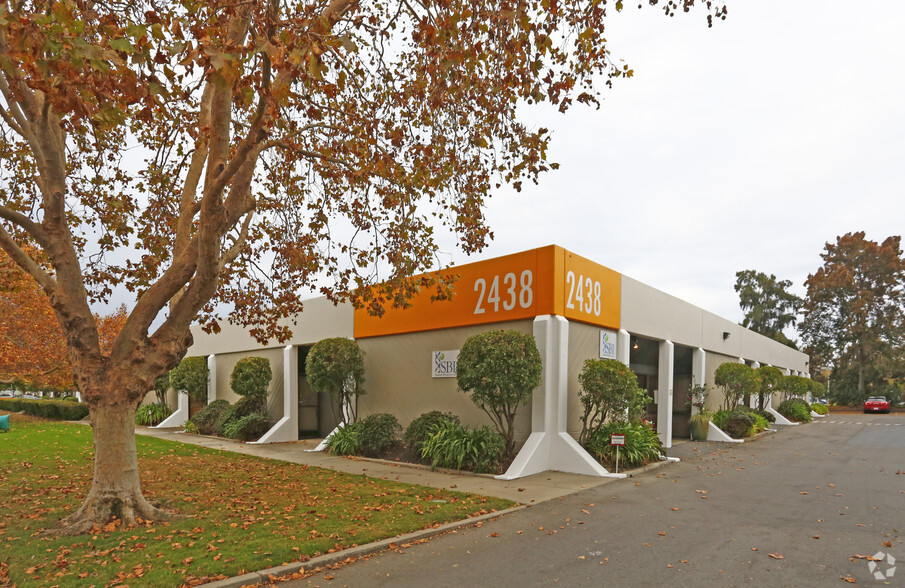 2470 Embarcadero Way, Palo Alto, CA for lease - Building Photo - Image 1 of 11