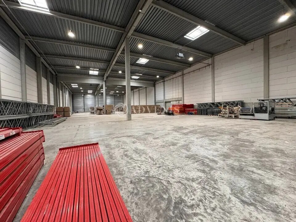 Industrial in Collégien for lease Building Photo- Image 1 of 10