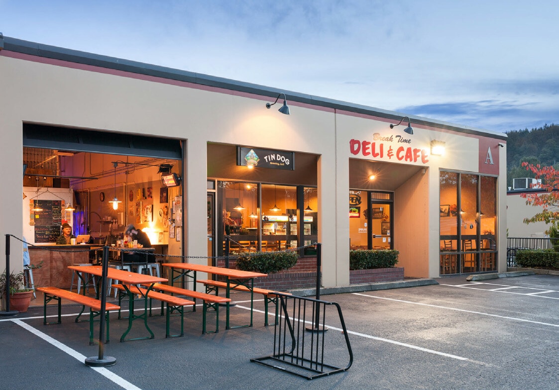 309 S Cloverdale St, Seattle, WA à louer Photo du bâtiment- Image 1 de 13