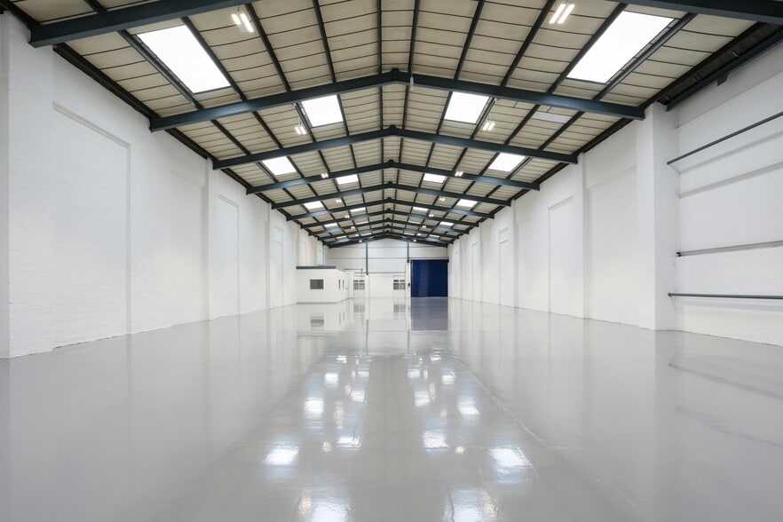 Bromsgrove Rd, Halesowen for lease - Building Photo - Image 1 of 25