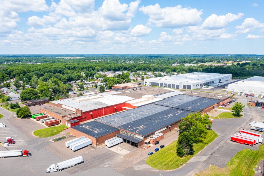 2201 Green Ln, Levittown, PA for lease - Aerial - Image 3 of 12