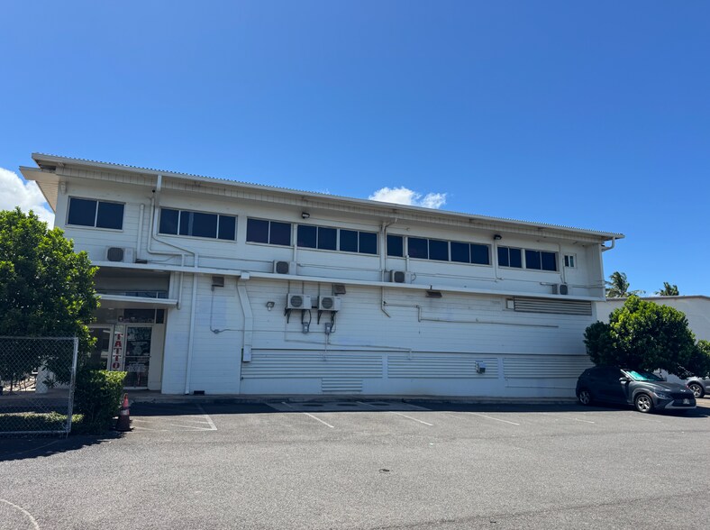 94-905-94-909 Waipahu St, Waipahu, HI for lease - Building Photo - Image 1 of 5