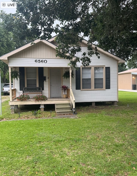 6560 Howe St, Groves, TX for sale - Building Photo - Image 2 of 5