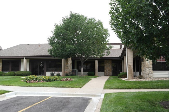 More details for 7211 W 98th Ter, Overland Park, KS - Office for Lease
