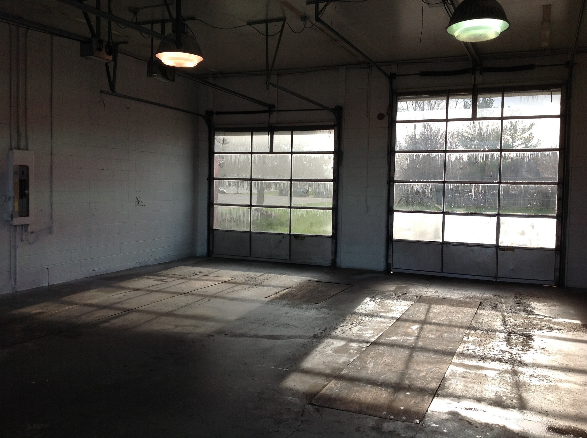 530 E Saginaw Hwy, Grand Ledge, MI for sale Interior Photo- Image 1 of 2