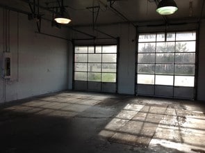 530 E Saginaw Hwy, Grand Ledge, MI for sale Interior Photo- Image 1 of 2