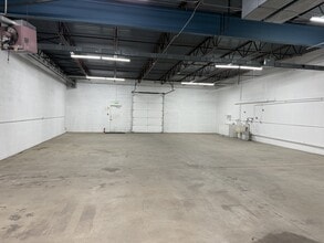 10515 E 40th Ave, Denver, CO for lease Interior Photo- Image 1 of 3