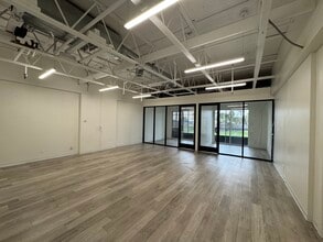 2110 S Coast Hwy 101, Oceanside, CA for lease Interior Photo- Image 2 of 5