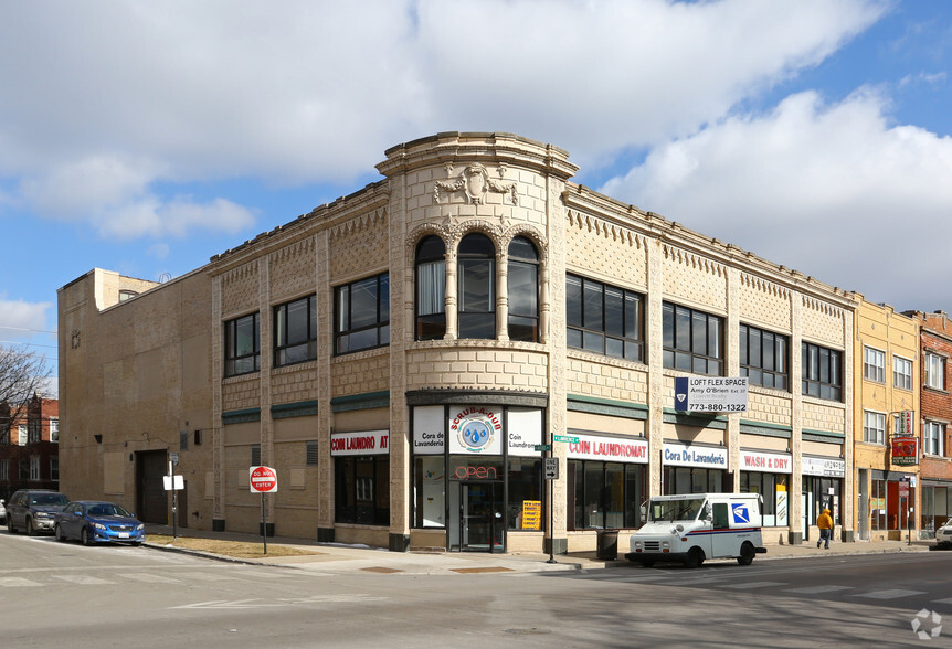 Vente au détail dans Chicago, IL à vendre - Photo principale - Image 1 de 1