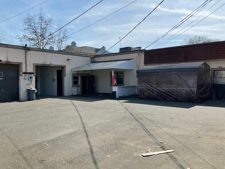 1 Sago St, Clifton, NJ à louer - Photo du bâtiment - Image 3 de 14