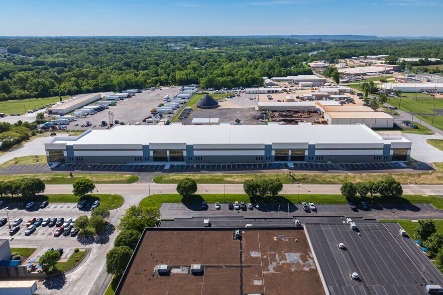 2880 Arnold Tenbrook Rd, Arnold, MO à louer - Photo du bâtiment - Image 3 de 7