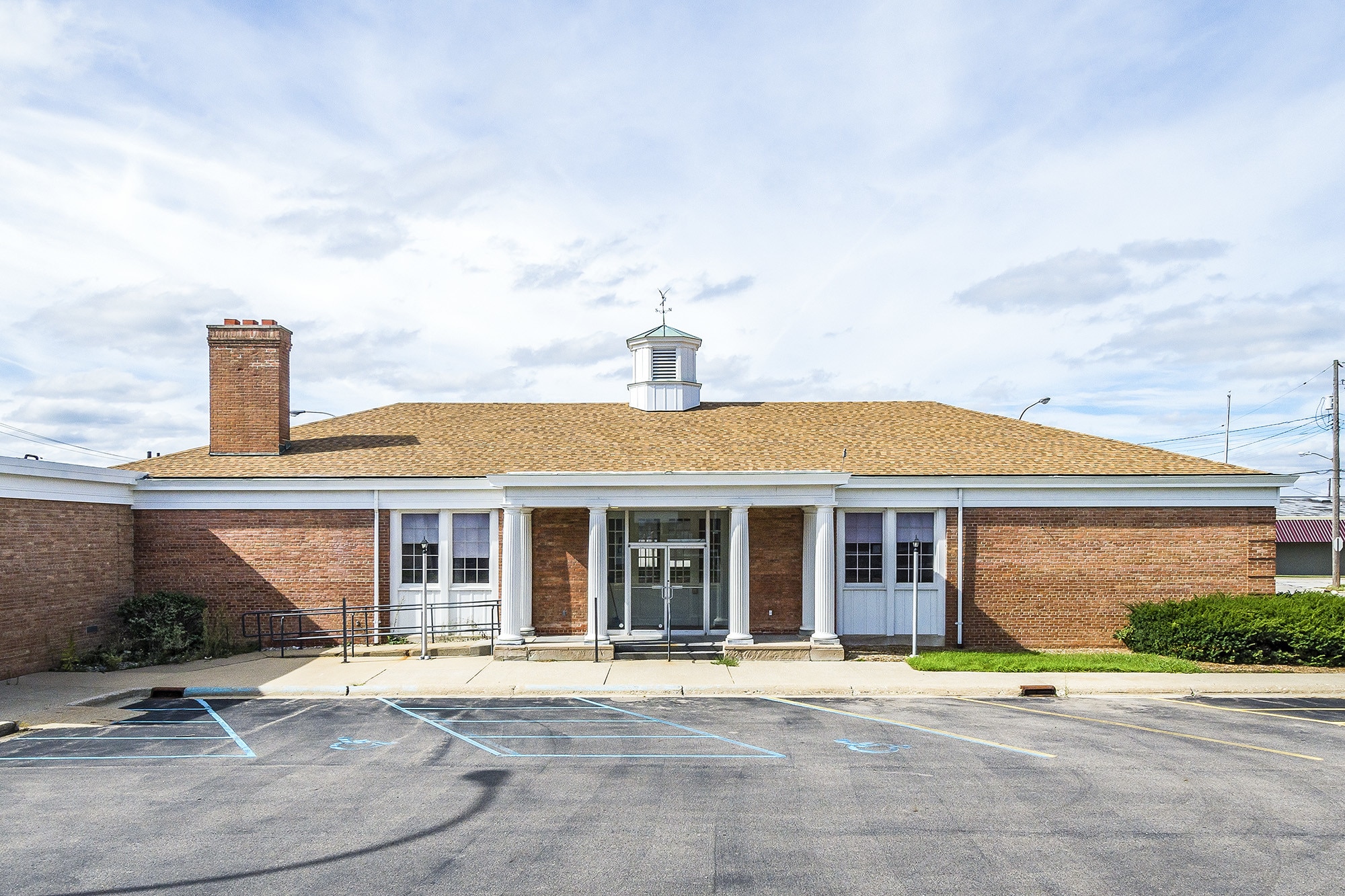 770 E Mount Morris St, Mount Morris, MI for lease Primary Photo- Image 1 of 18