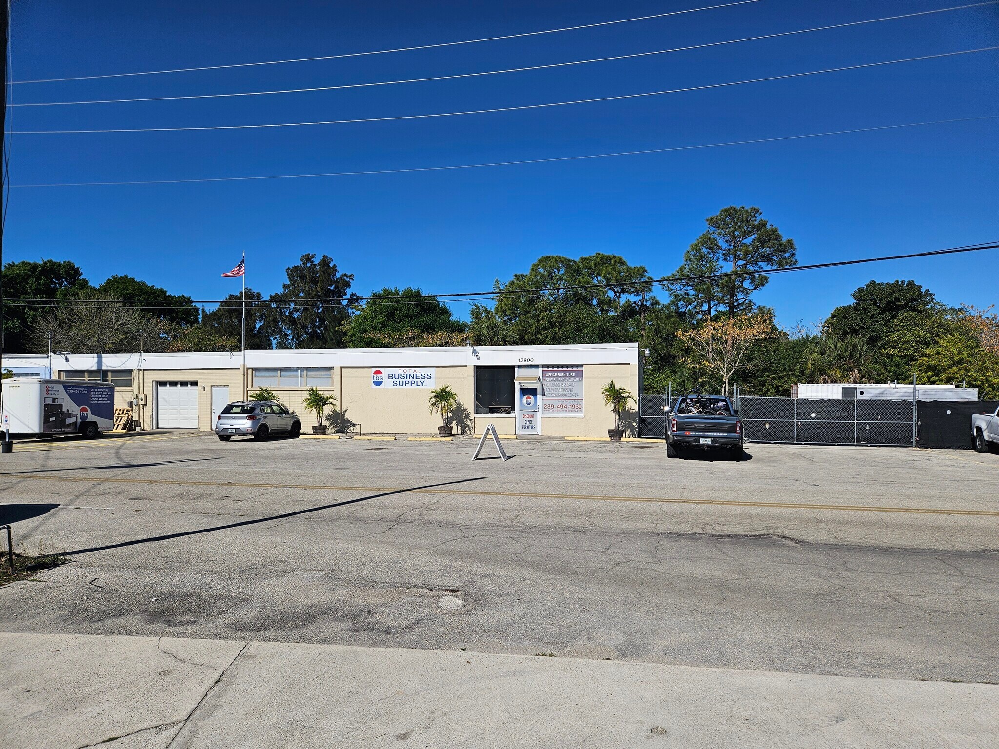 27900 Industrial St, Bonita Springs, FL à vendre Photo principale- Image 1 de 18