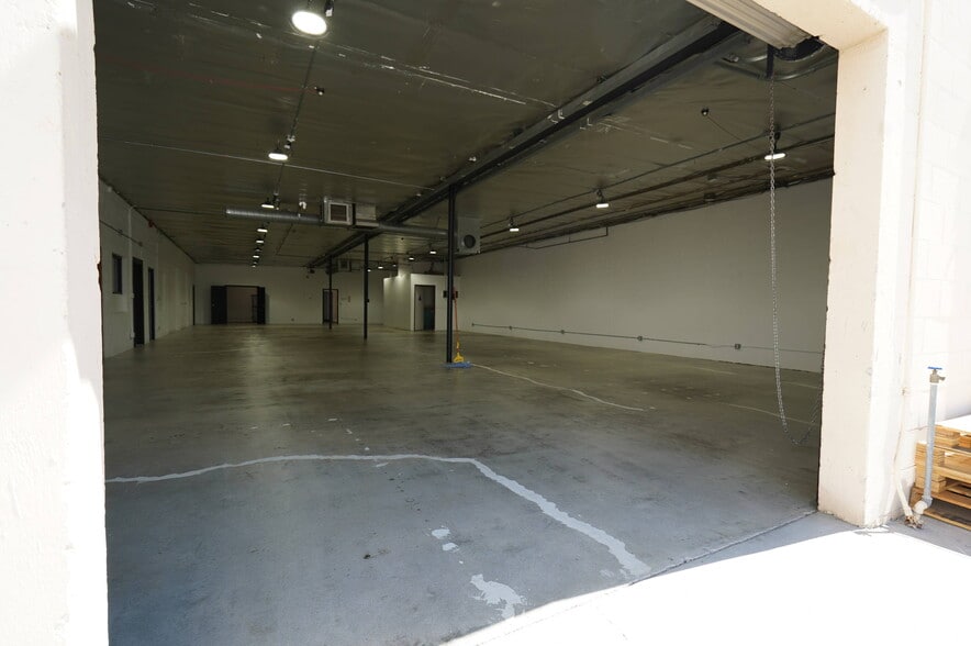 144 E Santa Clara St, Arcadia, CA à louer - Photo du bâtiment - Image 2 de 23