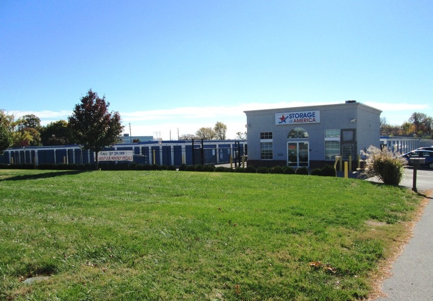 4225 W 62nd St, Indianapolis, IN à vendre - Photo principale - Image 1 de 1