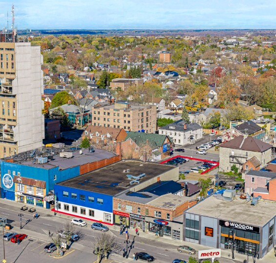385 Princess St, Kingston, ON à vendre - Photo principale - Image 1 de 5