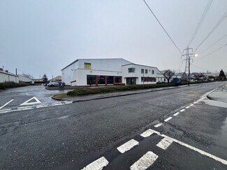 Plus de détails pour 21 Earl Haig Rd, Glasgow - Industriel à louer