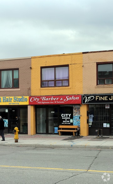 1623 Eglinton Ave W, Toronto, ON for lease - Primary Photo - Image 1 of 2