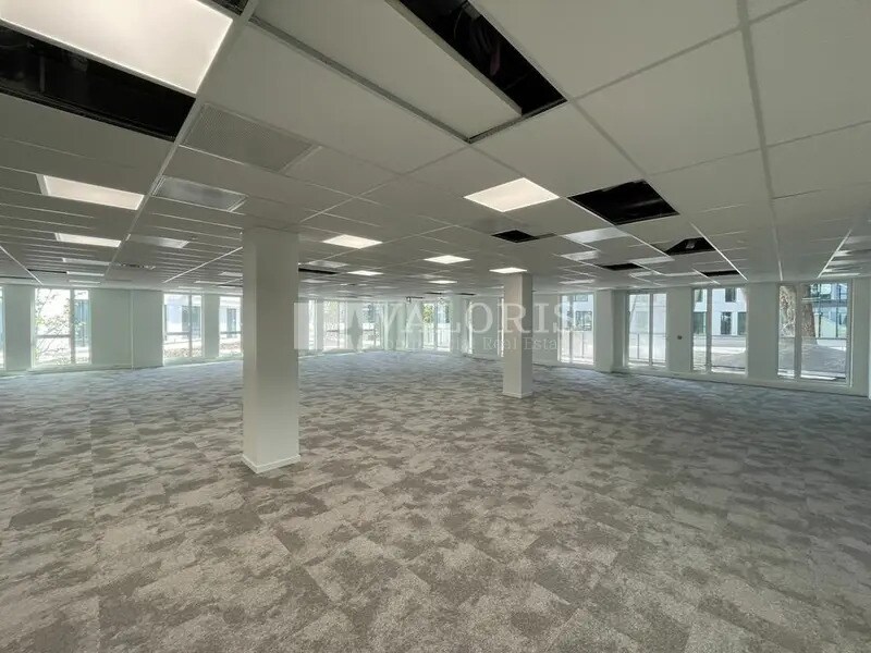 5 Allée Des Hêtres, Limonest for sale Interior Photo- Image 1 of 9