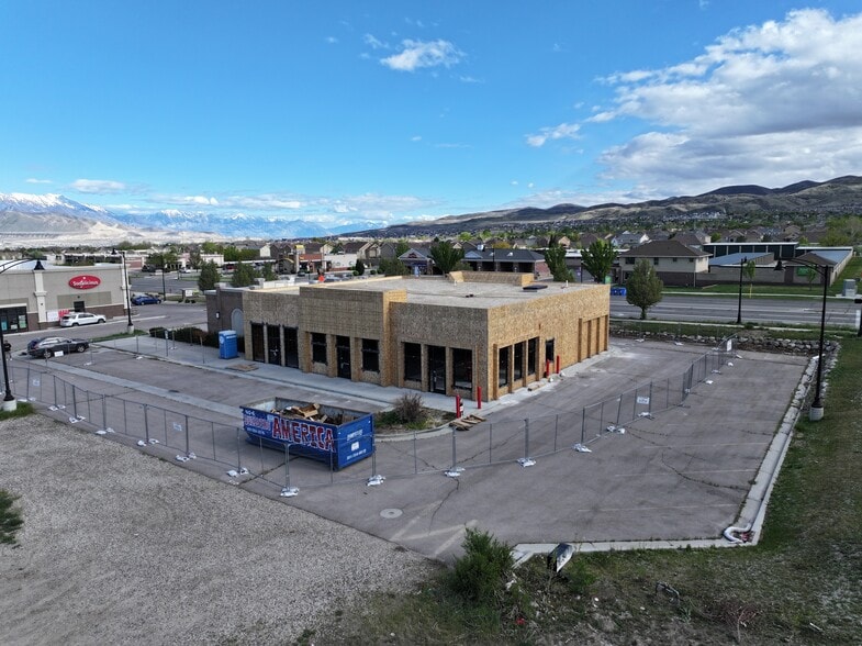 5174 W 13400 S, Riverton, UT for lease - Primary Photo - Image 1 of 3