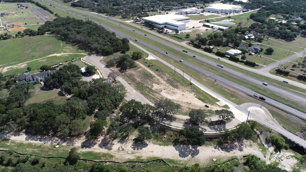 101 Switchback Trail, Boerne, TX à vendre - Photo du bâtiment - Image 3 de 7