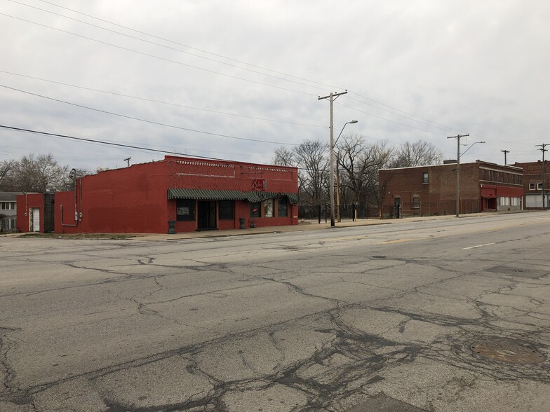 2021 E Truman Rd, Kansas City, MO for sale - Building Photo - Image 1 of 12