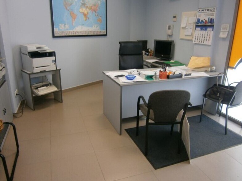 Retail in Elda, Alicante for sale - Interior Photo - Image 3 of 8