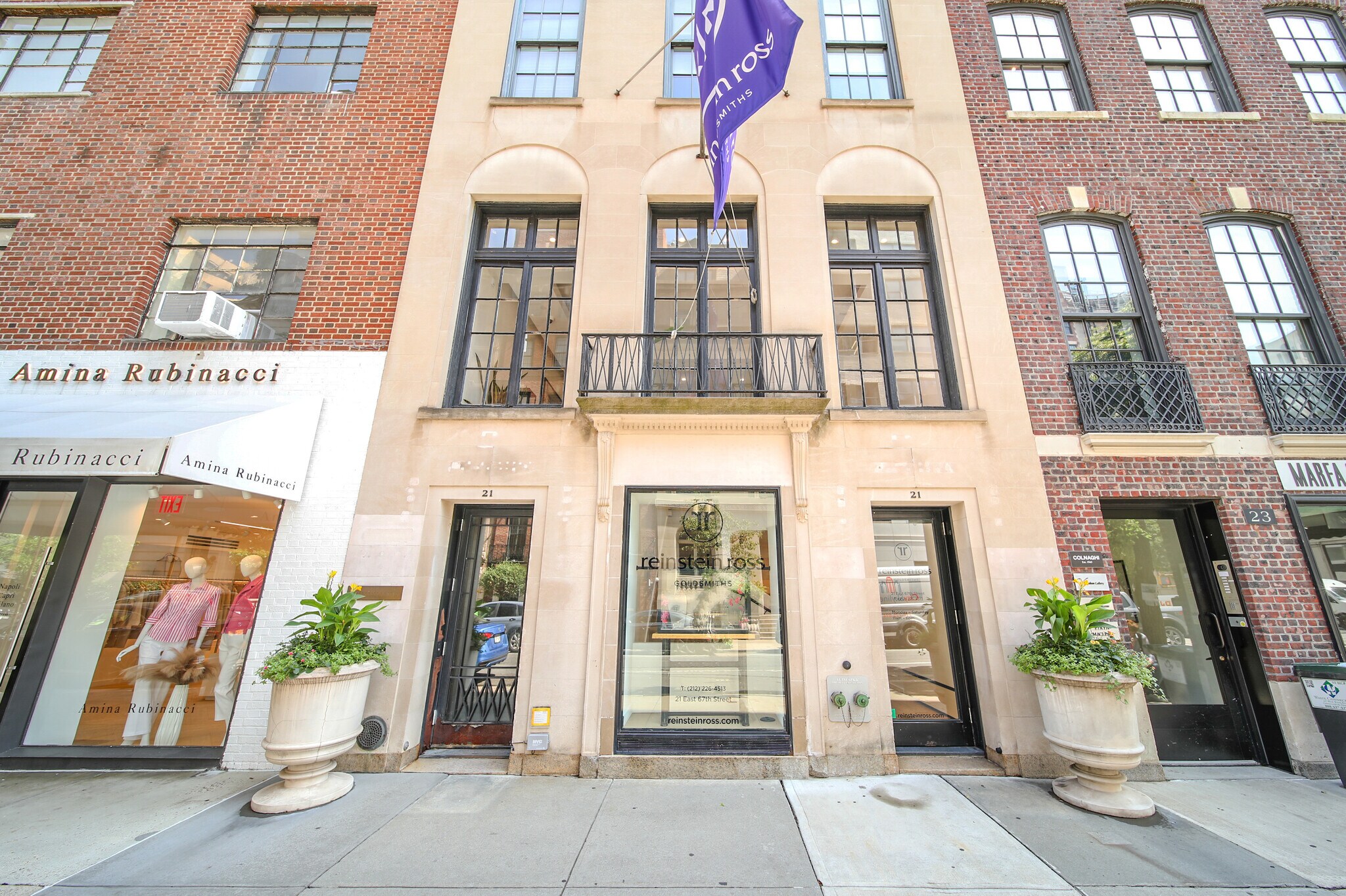 21 E 67th St, New York, NY à louer Photo du bâtiment- Image 1 de 6