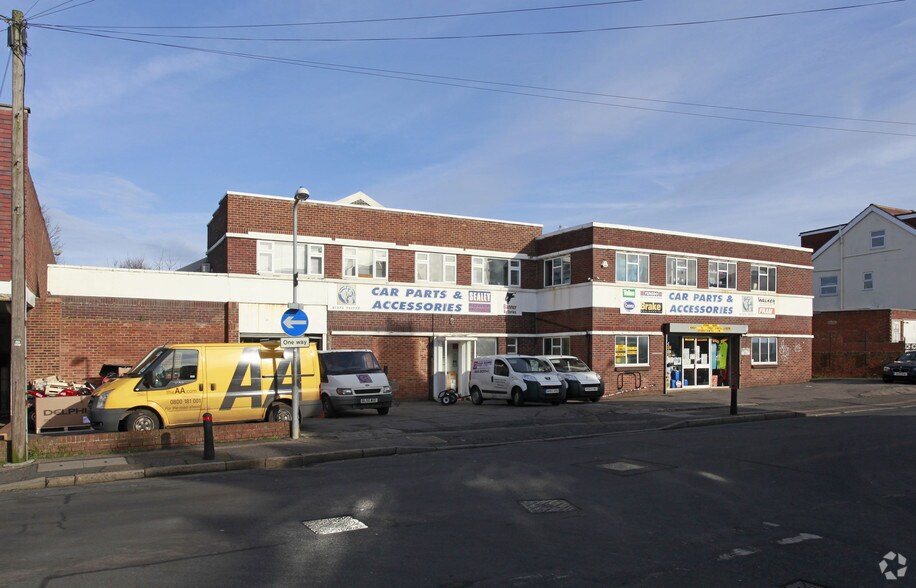 35A Vale Rd, Hove à louer - Photo du bâtiment - Image 2 de 2