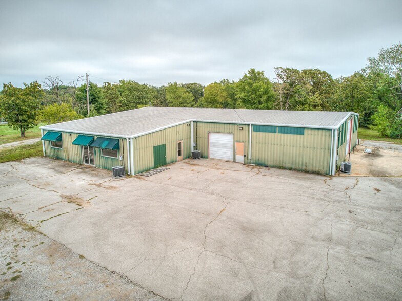 6431 Frankoma Rd, Tulsa, OK à vendre - Photo principale - Image 2 de 7