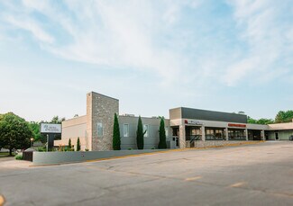 Plus de détails pour 820-836 N 70th St, Lincoln, NE - Commerce de détail à louer