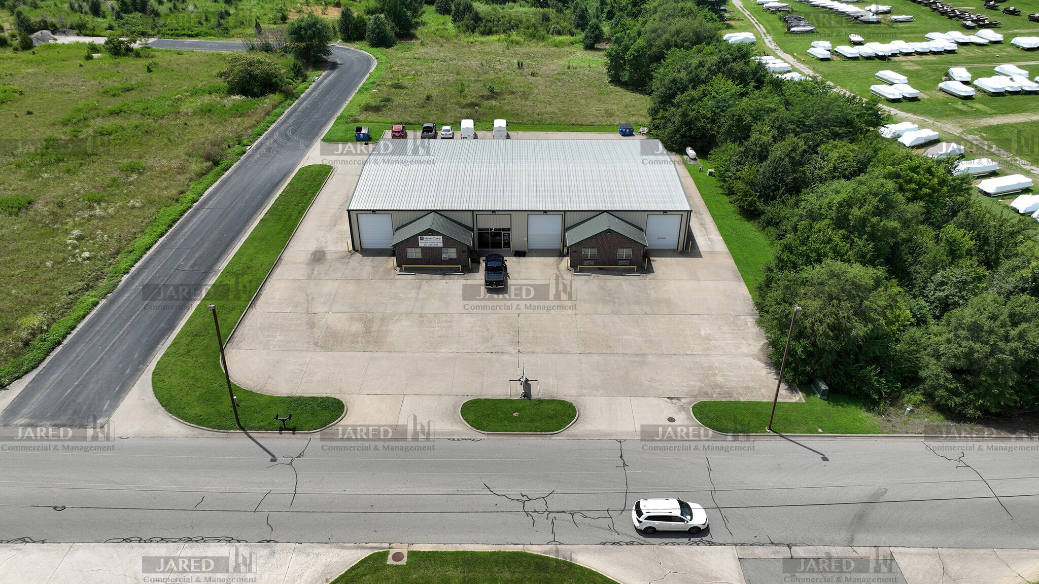 1019 Cowan Dr, Lebanon, MO for lease Building Photo- Image 1 of 15