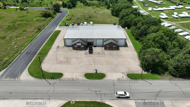 Plus de détails pour 1019 Cowan Dr, Lebanon, MO - Local d'activités à louer