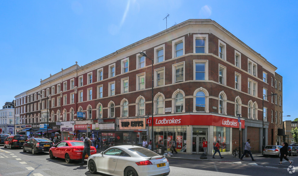 3-23 Kingsland High St, London for lease - Primary Photo - Image 1 of 11