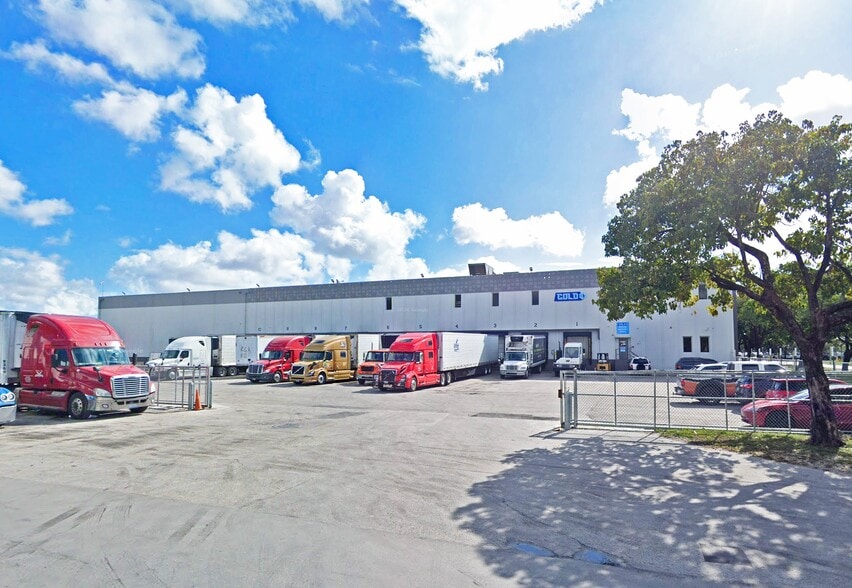 1301 NW 89th Ct, Doral, FL for lease - Building Photo - Image 1 of 24