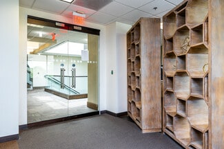 Plus de détails pour 800 E 101st Ter, Kansas City, MO - Coworking à louer