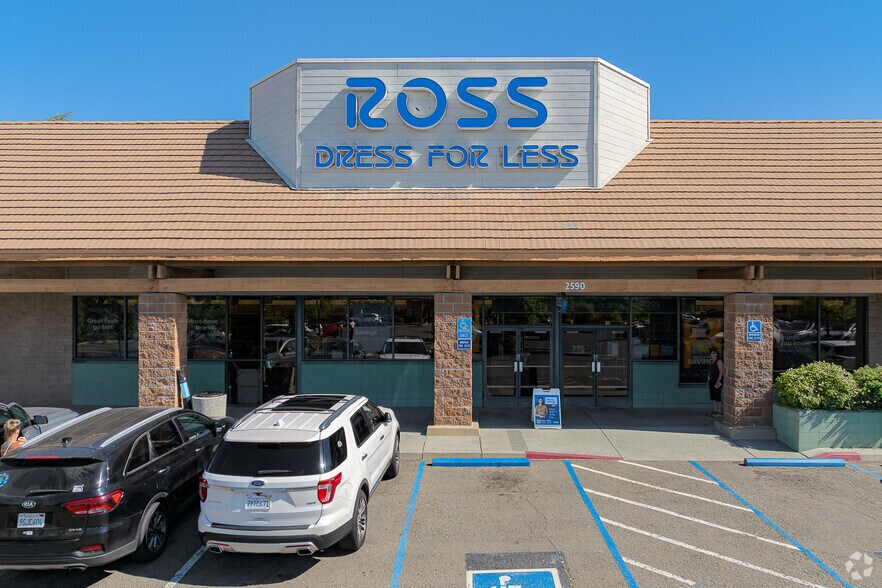 2590 Bell Rd, Auburn, CA à vendre - Photo du bâtiment - Image 2 de 5