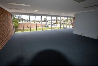 7 Anzac Road, Tuggerah for lease Interior Photo- Image 2 of 3