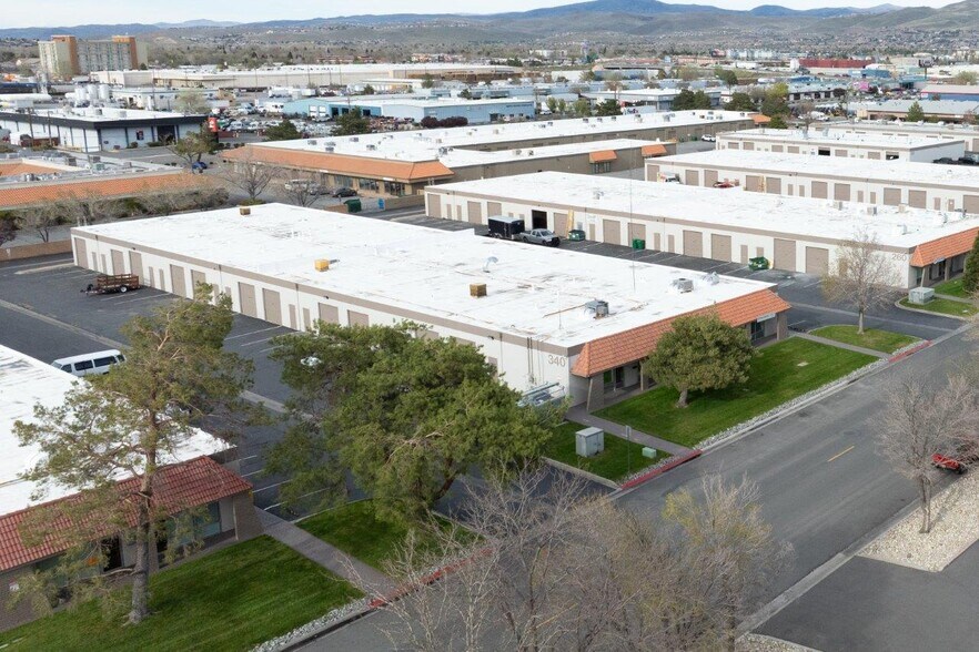 360 Freeport Blvd, Sparks, NV à louer - Photo du bâtiment - Image 3 de 25