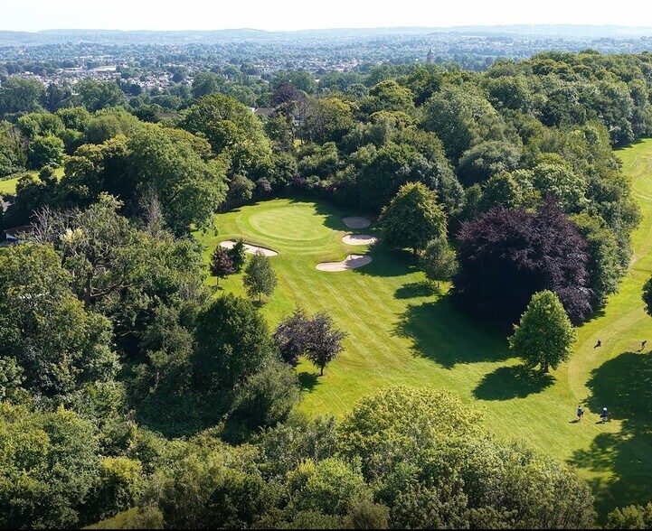 9 Rhiwbina Hl, Cardiff à vendre - Photo principale - Image 1 de 6