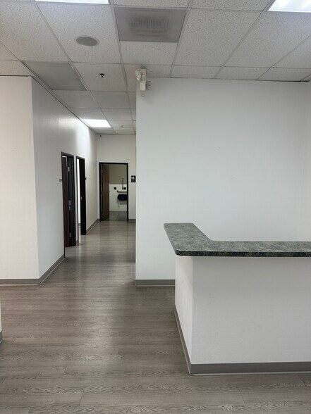 9975 S Eastern Ave, Las Vegas, NV à louer - Photo intérieure - Image 3 de 8